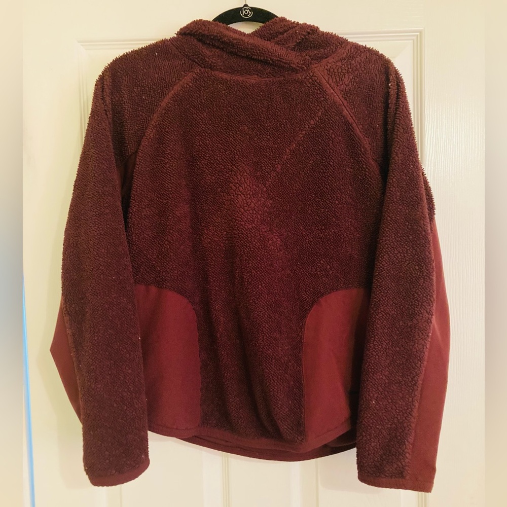 Nike Sherpa Pullover Active Hoodie